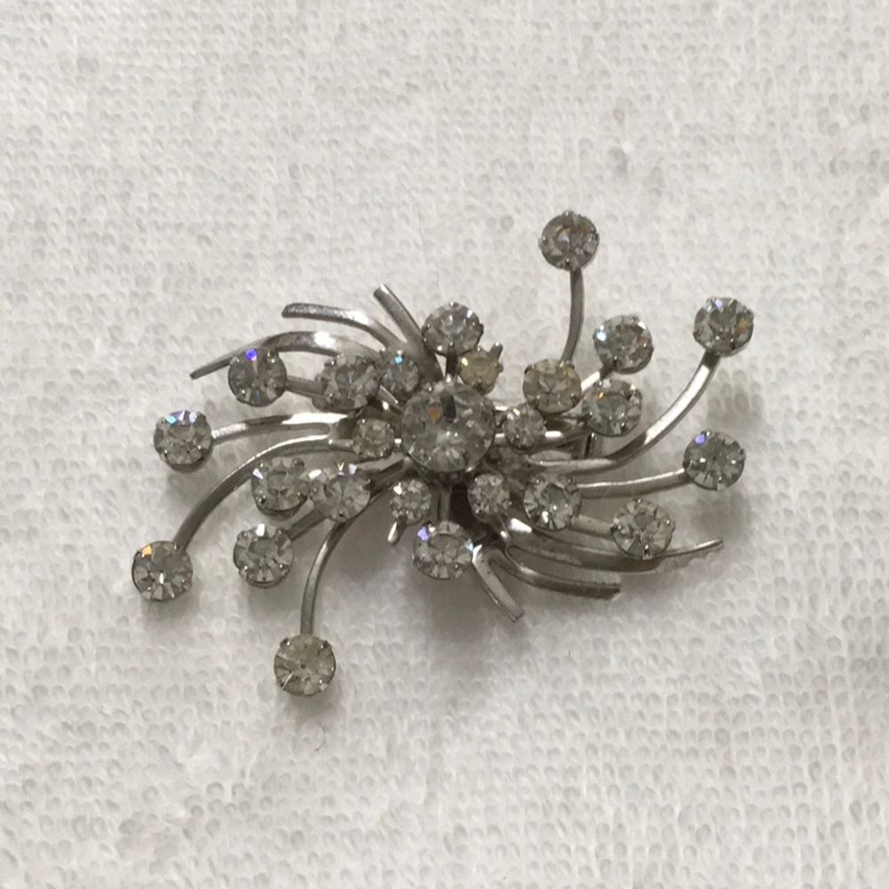 Vintage Crystal Rhinestone Starburst